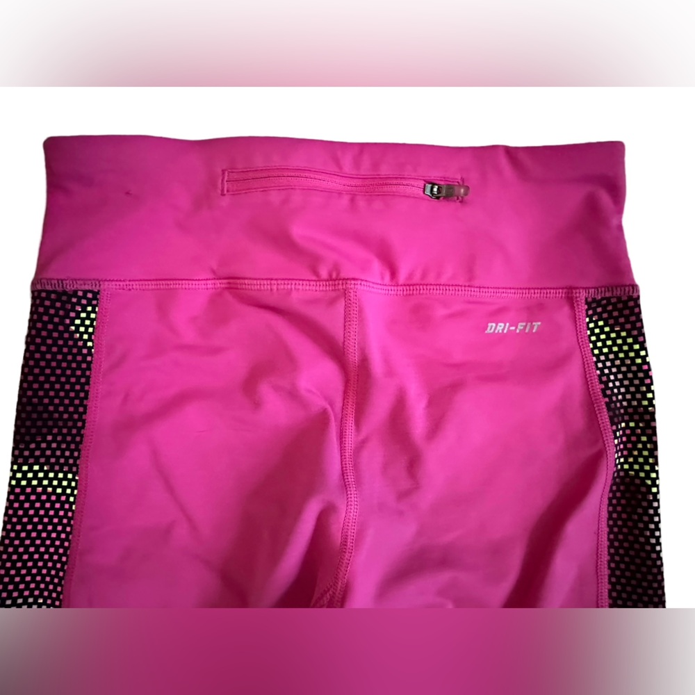 Nike Dri-FIT Capri Pant Activewear Legging Hot Pink/Black Women’s Size Small. - Picture 7 of 16